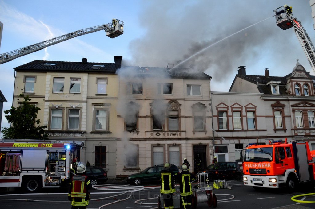 Feuer 5 Wermelskirchen Berlinerstr P09.JPG - MIRKO_WOLF